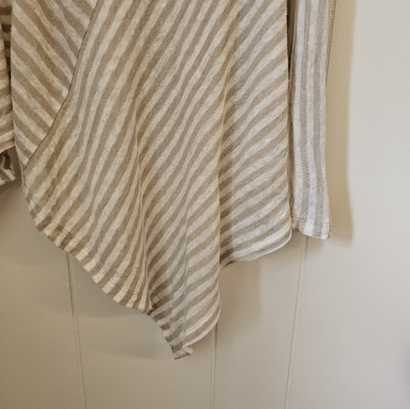 Soft surroundings cascadia striped cardigan 100% linen - Picture 9 of 10